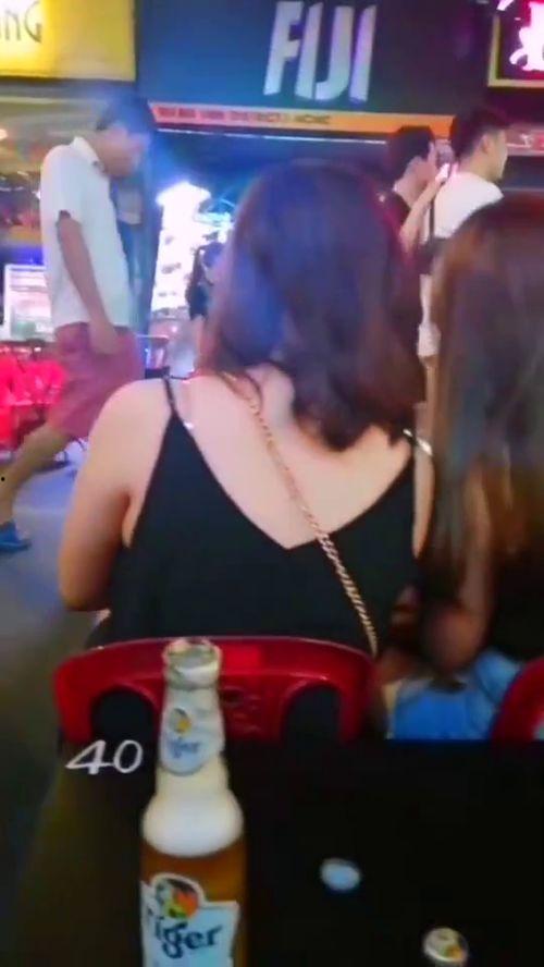 越南小姐姐爆料视频播放,揭秘幕后故事  第2张